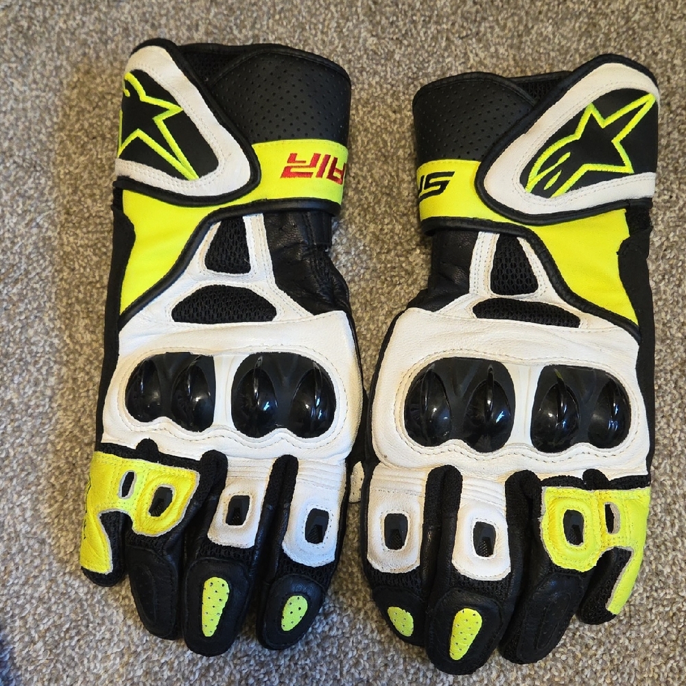 Alpinestars Black, White, and Yellow Racing Leather Gloves